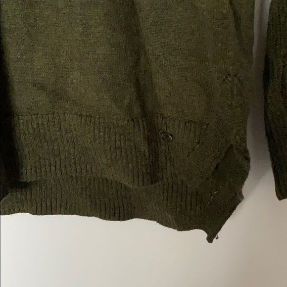 Sweater - Picture 3 of 4